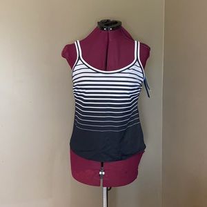 NWT Reebok Sports Tank Black/White (Size 12)